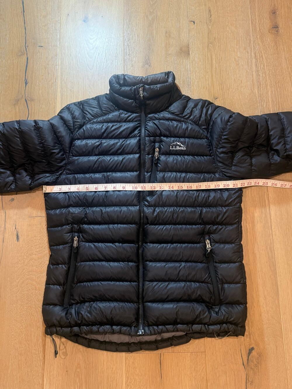 LL Bean 850 Fill Goose Down Lightweight Puffer Jacket. Outdoor, Hiking, Mens M